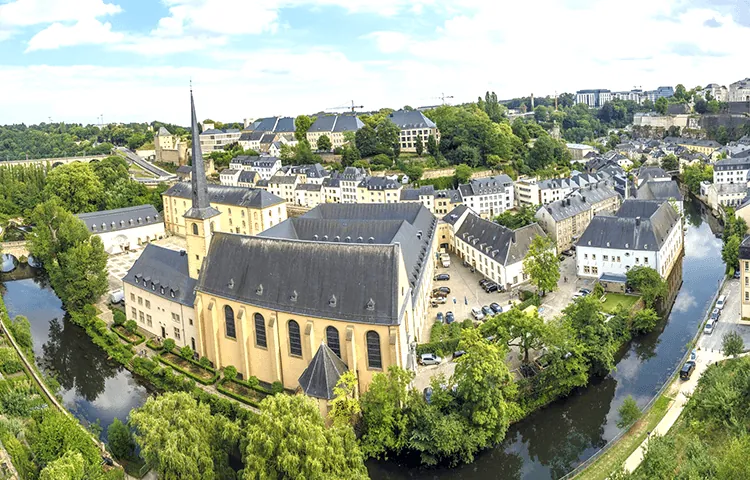 Advantages of a holding company in Luxembourg Advantages of a holding company in Luxembourg