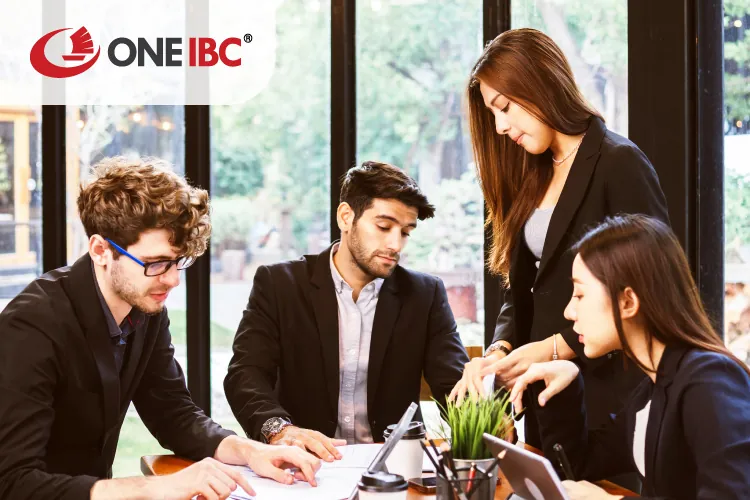 One IBC<sup>®</sup>'s team of experts come from many countries, always ready to meet the needs of every business One IBC<sup>®</sup>'s team of experts come from many countries, always ready to meet the needs of every business