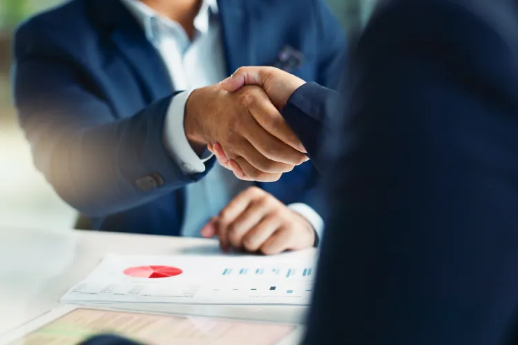 Explore the best franchises in Arizona for long-term success.