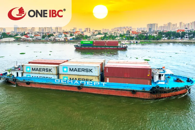 Export is one of the main pillar of Vietnamese economy Export is one of the main pillar of Vietnamese economy