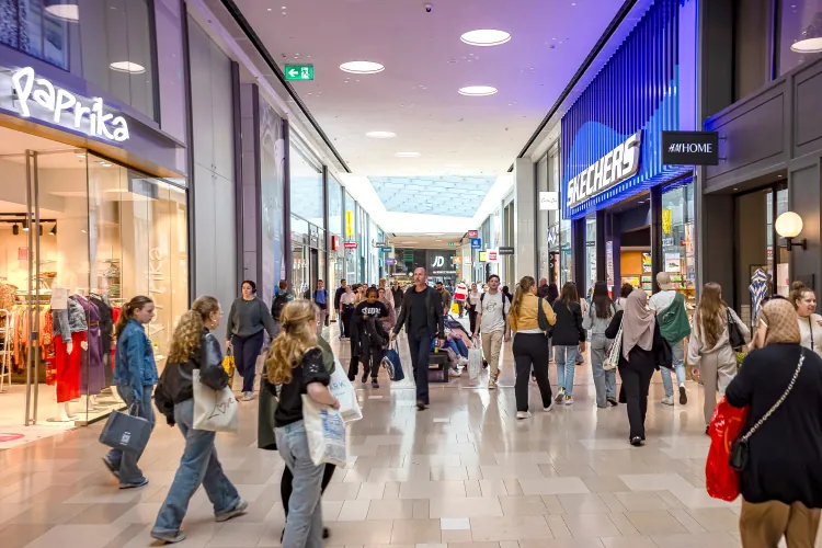 Learn why investing in a franchise business in Singapore makes sense