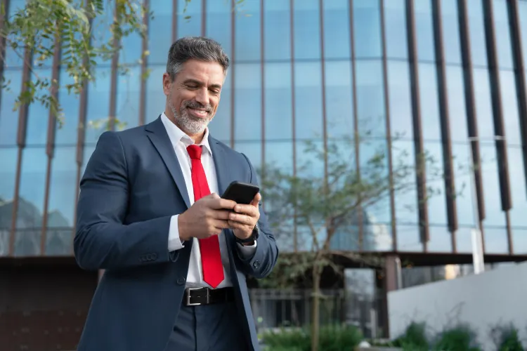 Learn why Singapore is the right choice for launching your startup company