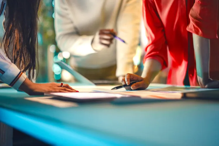 Here are the procedures to open a startup business in Hong Kong