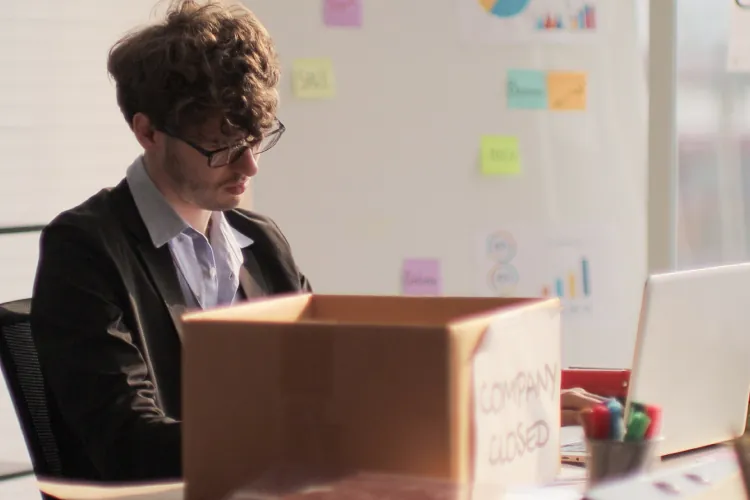 Striking off a Company with Debts in Hong Kong may not be allowed